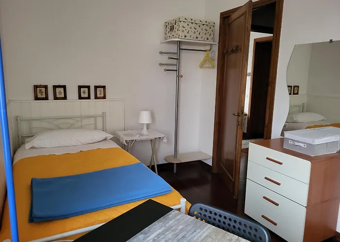 Bondi 3* رافيننا